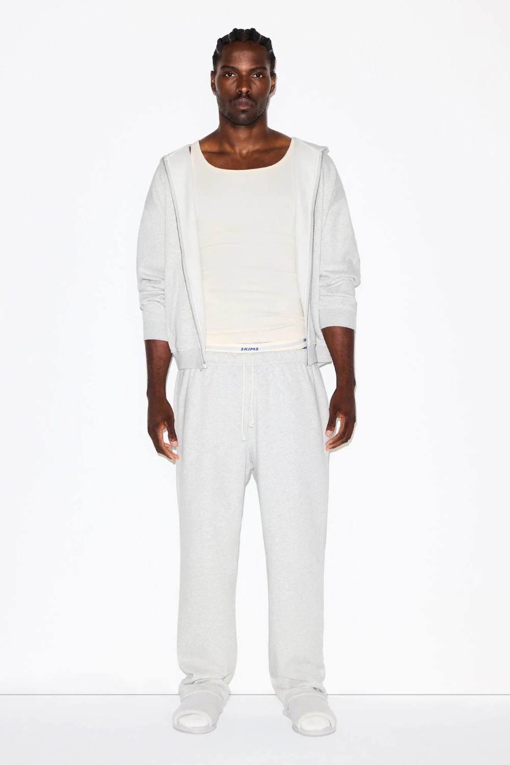 תמונת כל הלוק של STRAIGHT LEG PANT